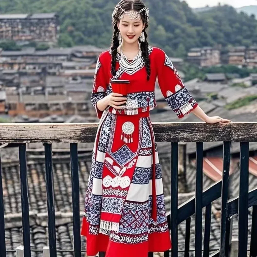 

2025 Dance Performance Clothing Miao Wedding Clothing Chinese Miao Clothing Gorgeous and elegant retro traditions Female Adult
