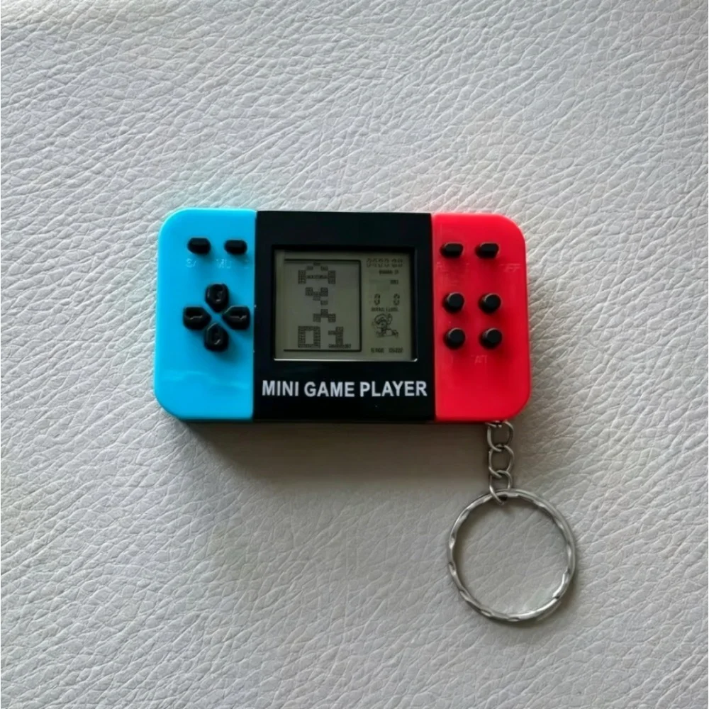 2026 Mini Tetris Handheld Game Console, Classic Nostalgic Electronic Game Keychain Pendant Toy