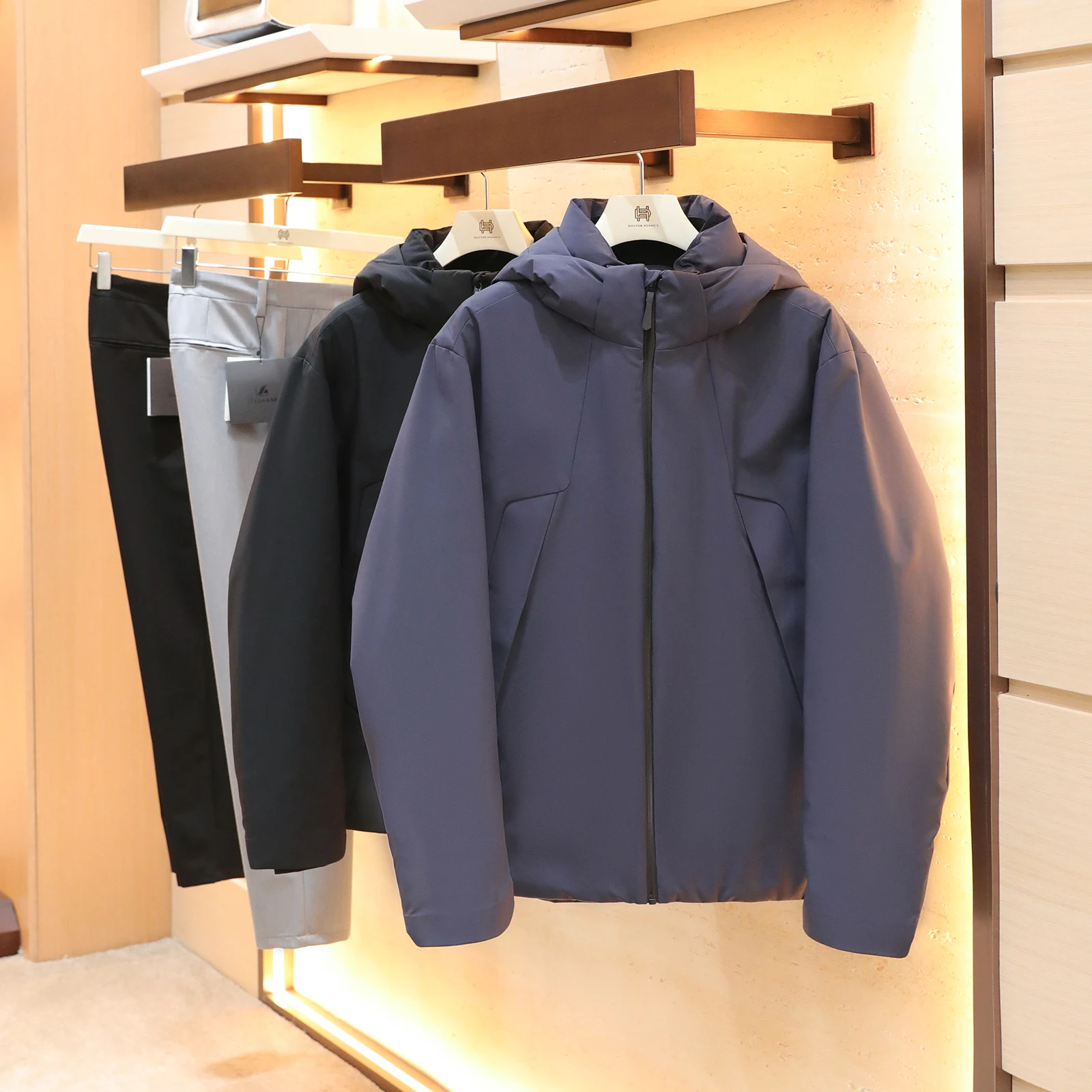 

Men's Outdoor Winter down Jaet 2025 New Sle Warm 90 Goose down Hooded Tee-Proof Faionable 727 Doctor.Huang's