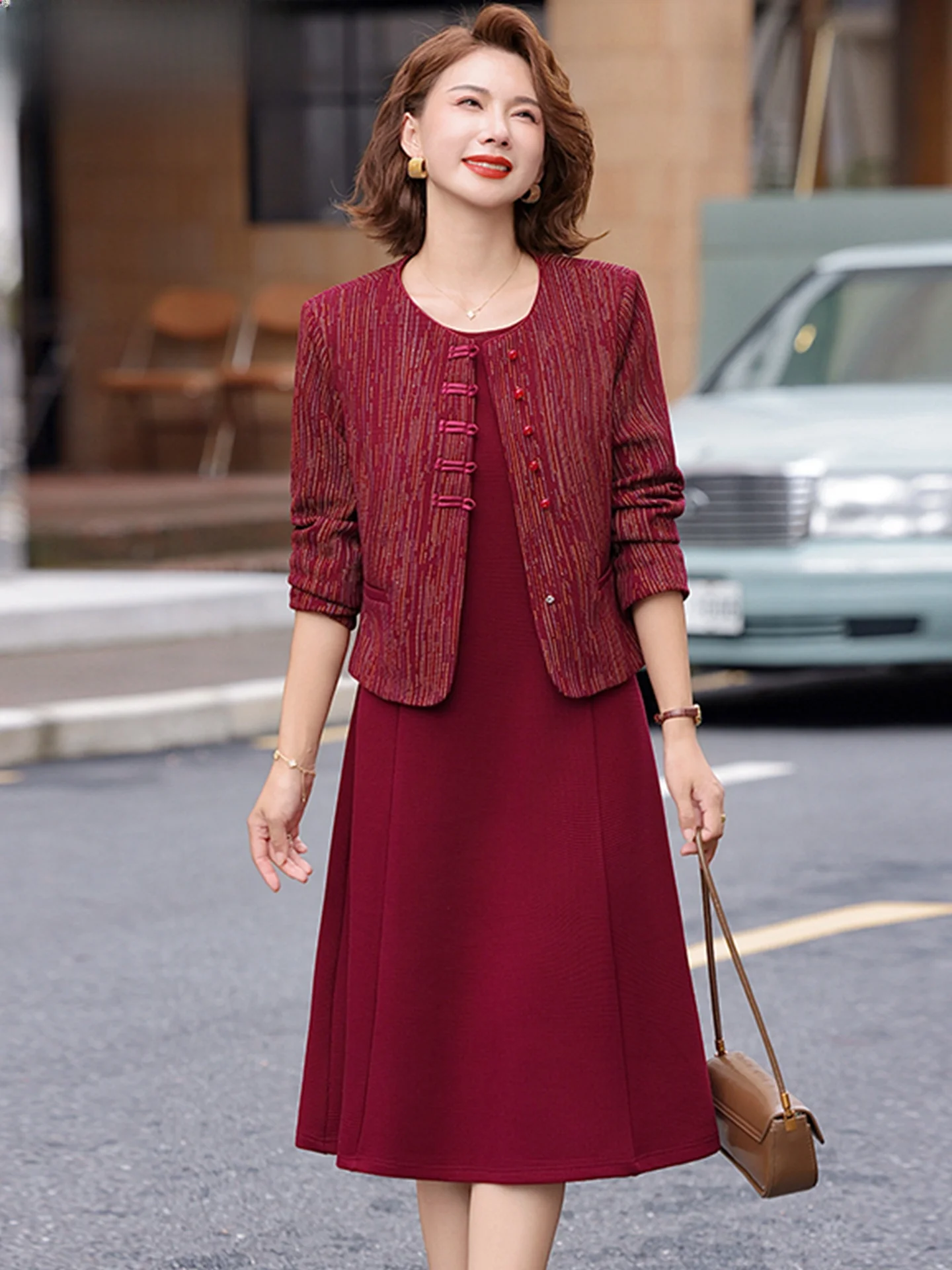 

Red Wedding Dress for Mommy Spring Fashion Elderly Women's Clothing Qipao Style Button Design Breathable Polyester Fiber
