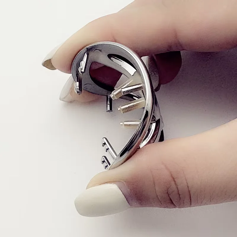 Silver 65mmx45mm 11 pin ABS car steering wheel logo DIY soft bend logo car steering wheel accessories