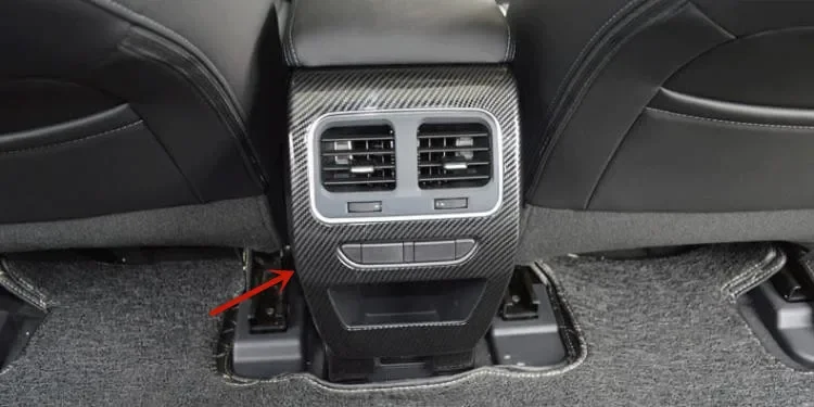 For Haval F7X 2019-2021 ABS Chrome rear air conditioner air outlet  Anti-kick pad Anti-scratch protectioncar accessories