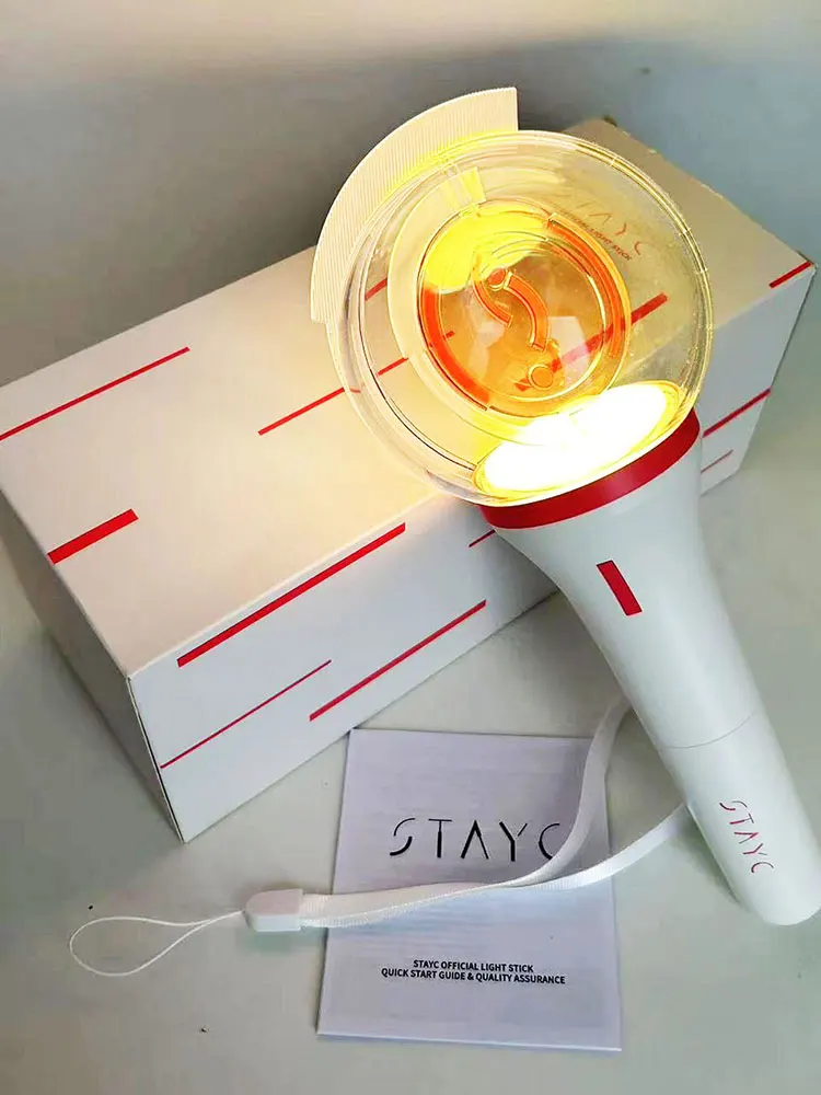 Nowy Stayc Lightstick Korea Light Stick Globe Lampa ręczna Lampa koncertowa Hiphop Party Flash Fluorescencyjne zabawki Prezent dla fanów