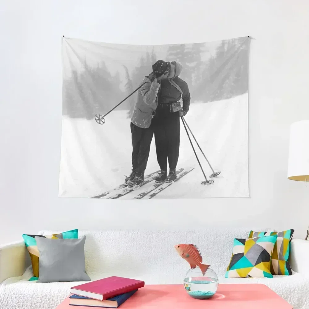 

Kissing Ski Vintage Tapestry Wall Mural Wall Carpet Bedroom Decor Bed Room Decoration Tapestry