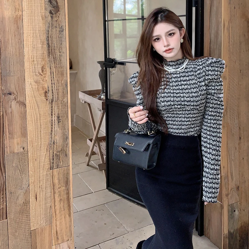 Y2K Striped Women T Shirts Korean Elegant Slim Turtleneck Female Casual Tees Autumn Puff Sleeve New Chic Ladies Crop Top