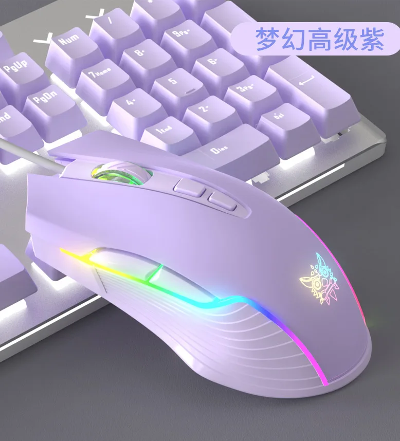 검정색
