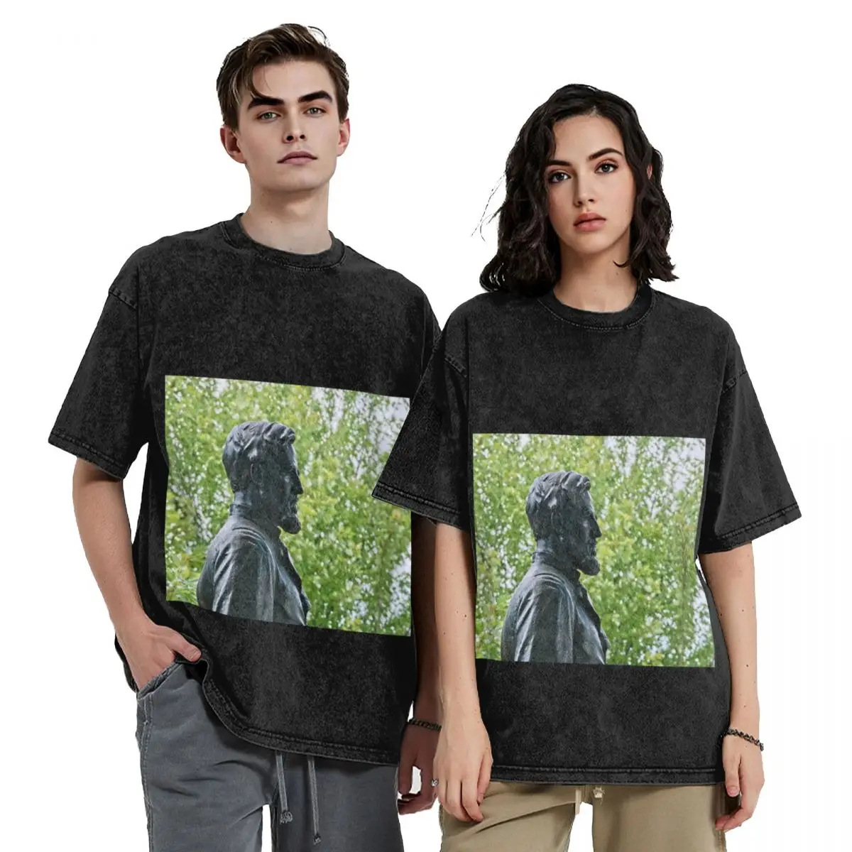 

Hans Christian Heg Statue, Madison, Wisconsin T-Shirt anime croswit shirt man topping black t shirts for men