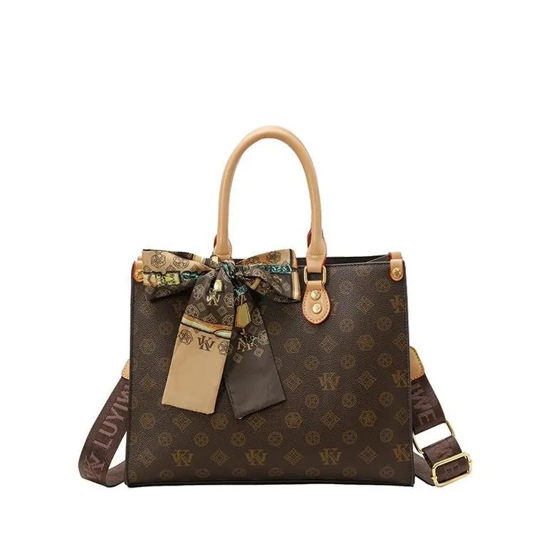 حقيبة يد فاخرة خفيفة من حرف واحد فقط للنساء 2026 مصممة جديدة راقية للشتاء حقيبة كتف كروسبودي للتنقل #5