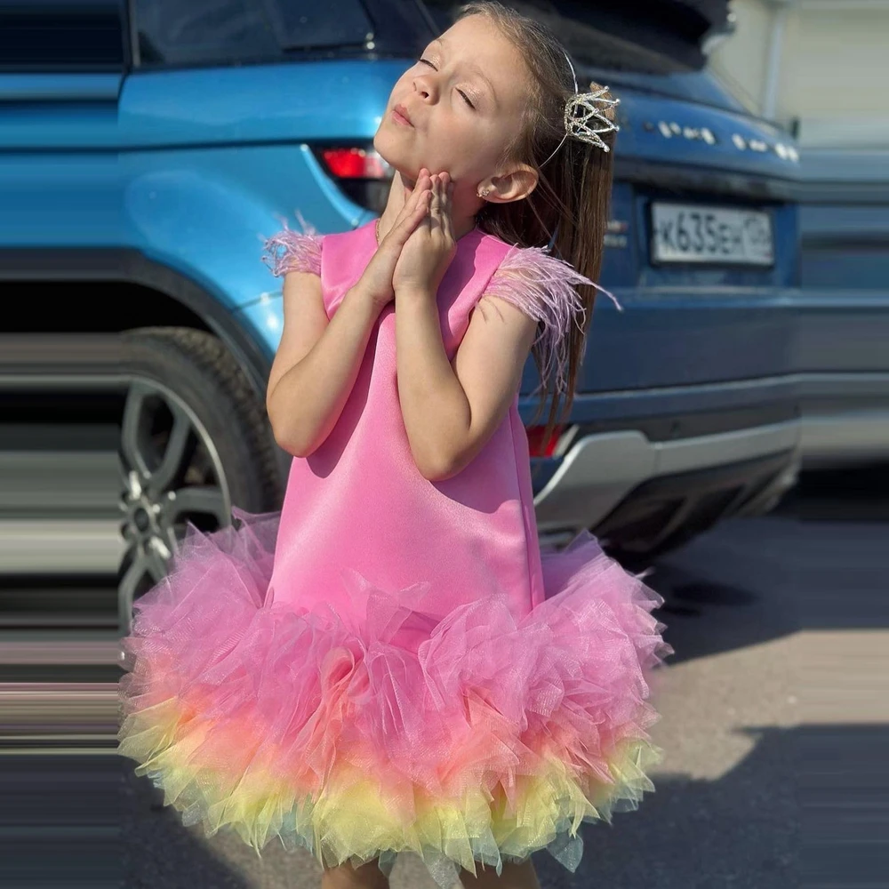 

Cute Ruffles Mesh Mini Kids Party Dresses Pretty Feathers Shoulder Satin Tutu Pageant Dress For Girls Puffy Tulle Brithday Gowns