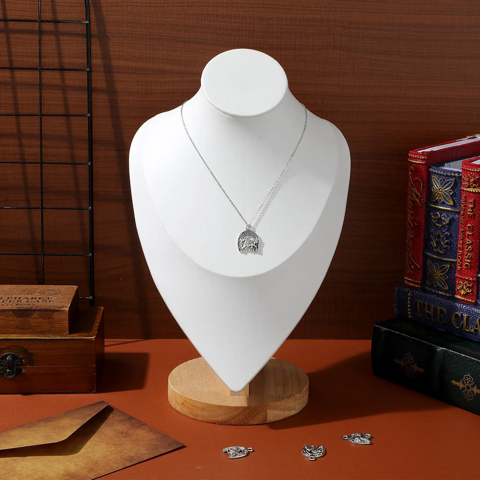 

50Pcs Small Alloy Horse Pendants Western Style DIY Craft Charms for Jewelry Making Necklace Bracelet Keychain Decorative Hanging