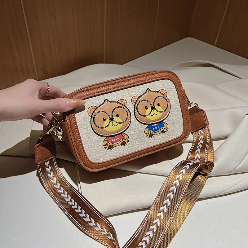 

Camera bag, teddy bear crossbody bag, women's cartoon shoulder bag, 2025 new cute and versatile, fresh commuting bag