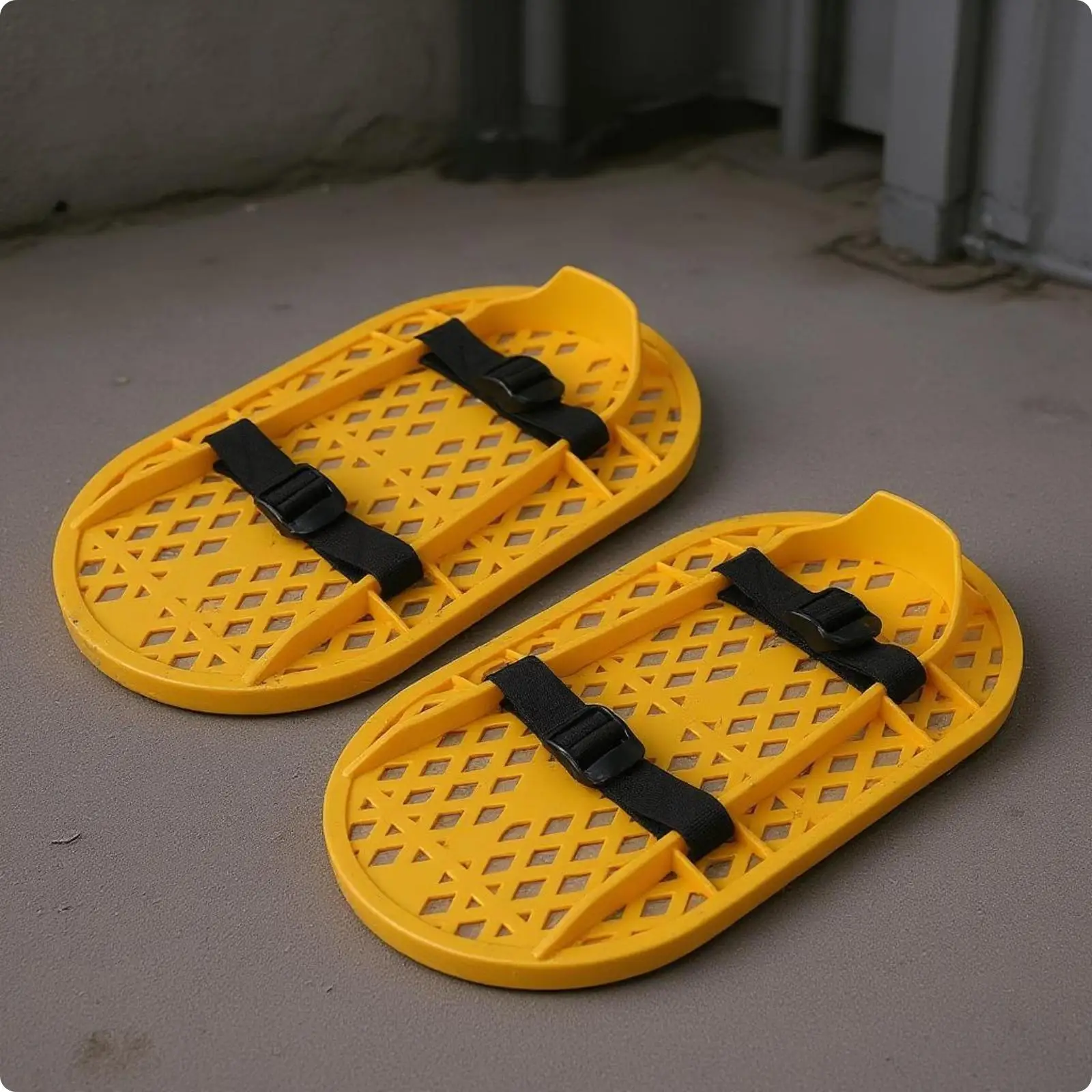Floor Polishing Shoe Wear-Resistant Polishing Overshoe Lightweight Lattice Sole Shoe for Workers, Concrete Floors, Finishing