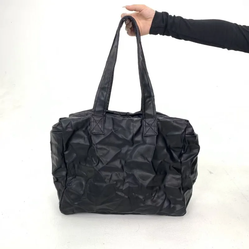 

Ladies' Large-capacity Pleated Pu Leather Tote Bag for Street Wear Vintage Shopping Shoulder Bags Solid Color Zipper Fashion Bag