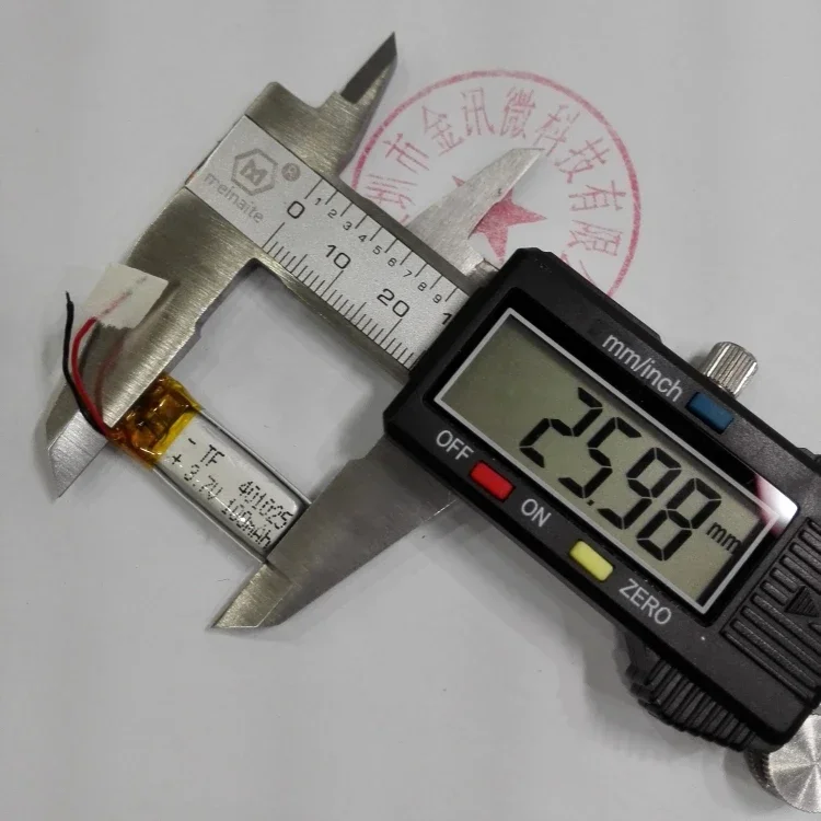 401025 Polymer-Lithium-Akku, Bluetooth-Headset, Selbstauslöser, Selbstauslöser-Aufladung, allgemeiner 3,7-V-Minikern.