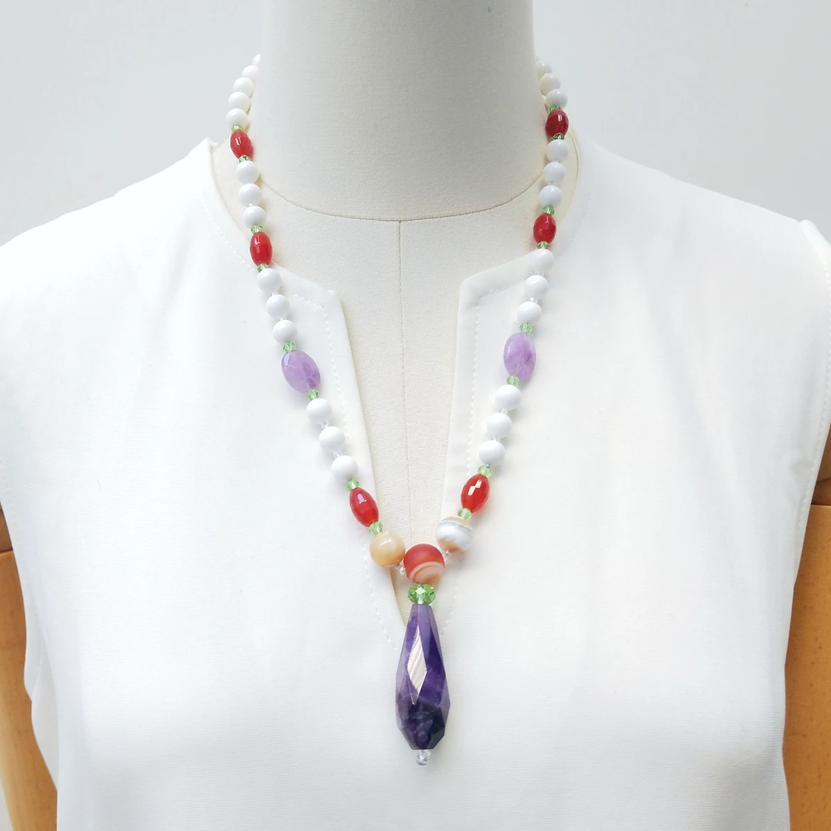 

Lii Ji Real Stone Necklace Tridacna Amethyst Agate Crystal Women Necklace 60cm Women Jewelry