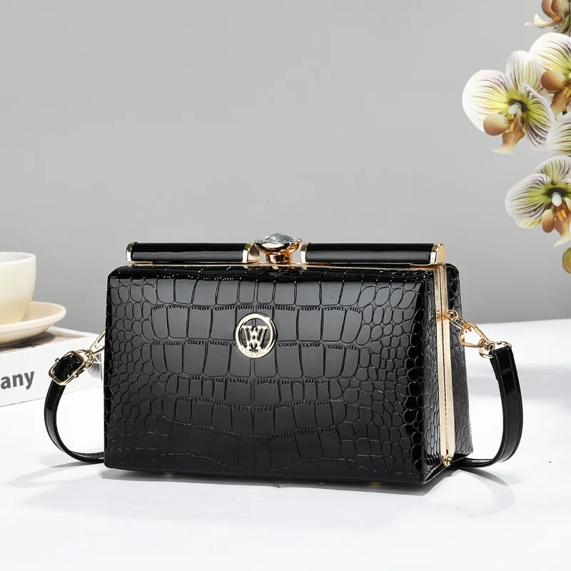 Fashion Brand Designer Ladies Handbag Bright Leather Bridal Bag New Boston Square Shoulder Bag Diamond-encrusted Womens Bag