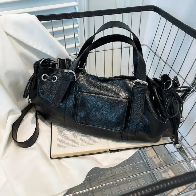 

Elegant Luxury Vintage Diaper Bag A Chic Classic Leather Crossbody Bag For The Modern Fashionable Commuter