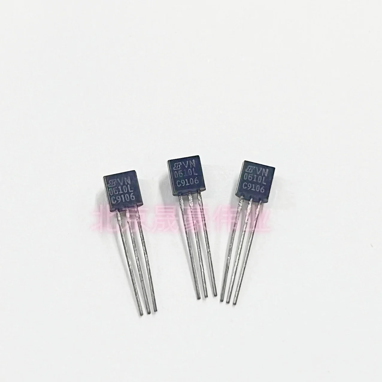 10pcs VN0610L MOSFET a transistor ad effetto di campo VISHAY importato VN0610 0610 TO92