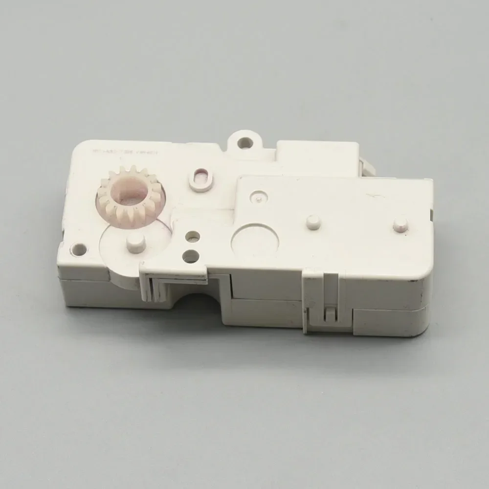 

Мотор для подачи тонера 127K39542 для Xerox 700, 770, 550, 560, C60, C70, C75, J75, DocuColor 240, 242, 250, 252 (б/у)