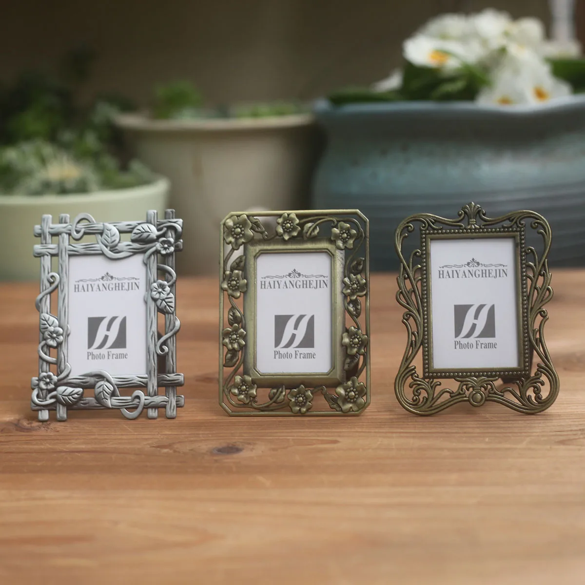 2 Inch Alloy Wrought Iron Photo Frame, Classical Craft Decoration, Small Ornaments For Family Decoration