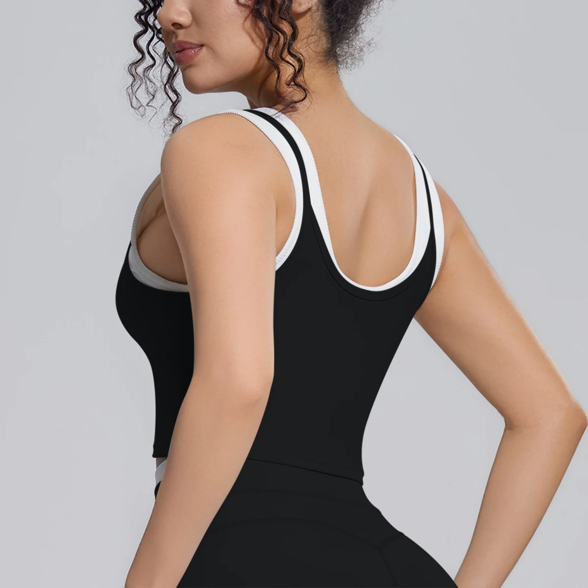 Naked Feel Schöner Rücken Yoga-Top für Frauen Stoßdämpfendes Lauf-Yoga-Tanktop mit Brustpolster Farbblockierendes Workout-Top – Detail 7