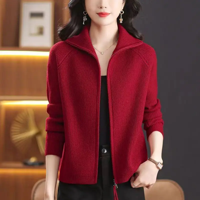 

Lapel Knitted Sweater 2025 New Sweater Women's Loose Lazy Lapel Neck Versatile Zipper Women's Foreign Style Solid Color Cardigan