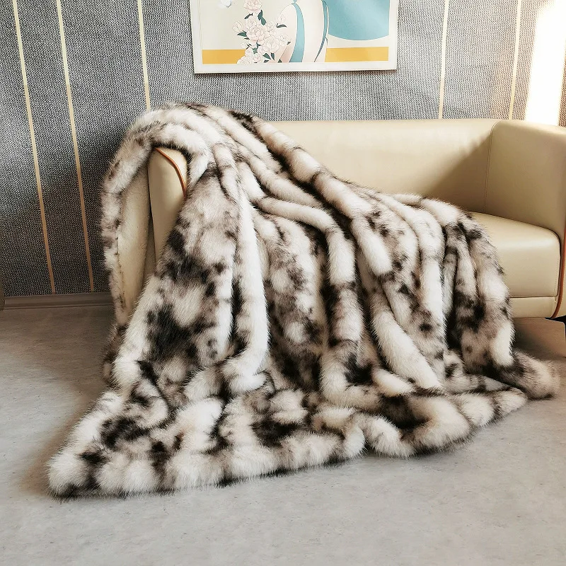 New High Imitation Rabbit Fur Artificial Hair Blanket Super Soft Feel Bed Blanket Sofa Blanket Warm Four Seasons