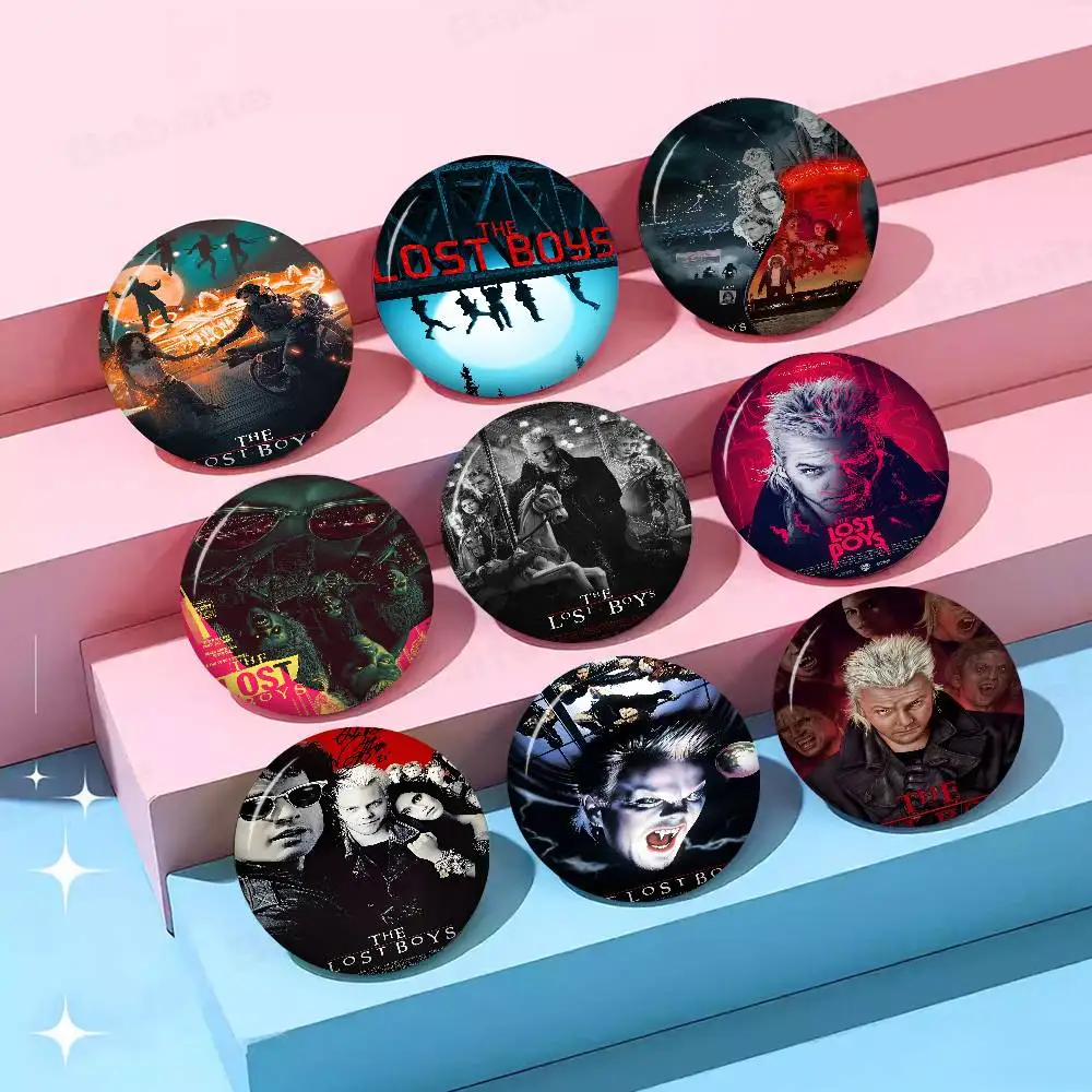 Lost Boys 1987 Film Anime Button Pin Handgemachte Brosche für Kleidung Cartoon-Abzeichen Rucksack-Dekoration Schmuck-Accessoires