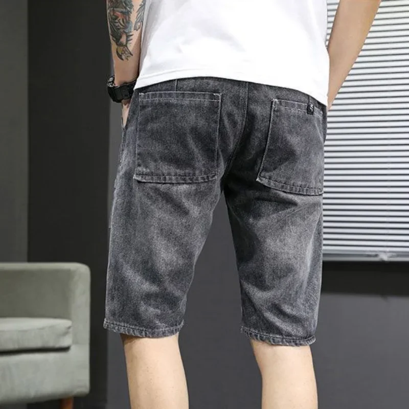 Shorts jeans até o joelho masculino, jeans curtos, calça camuflada, selvedge longo, tendência meio-estilista de cowboy, largo luxo, fino, 2024