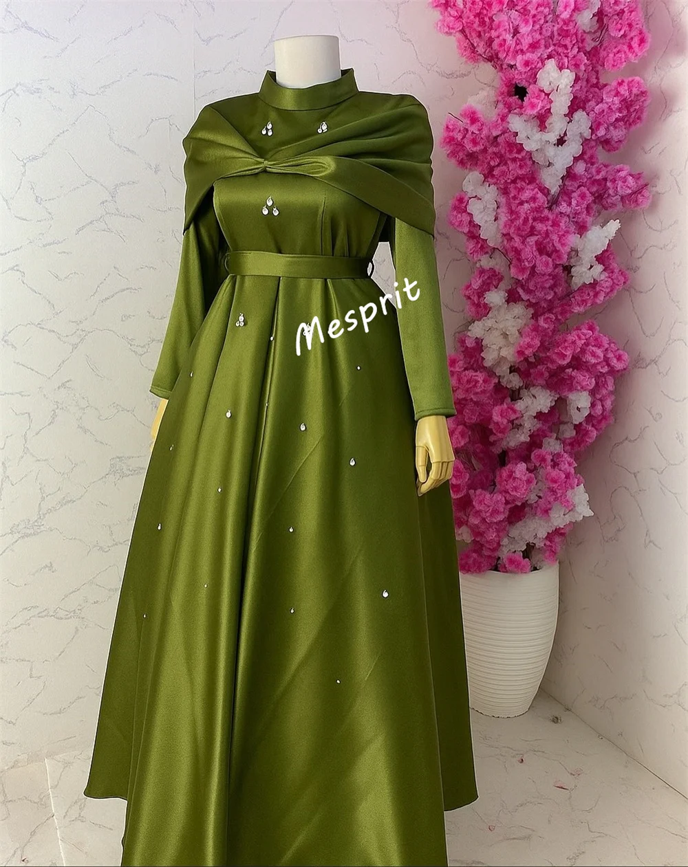 Customized Charmeuse Rhinestone Glitter High Collar A-line Midi Dresses Bespoke Occasion Prom Elegant Party Evening Dress