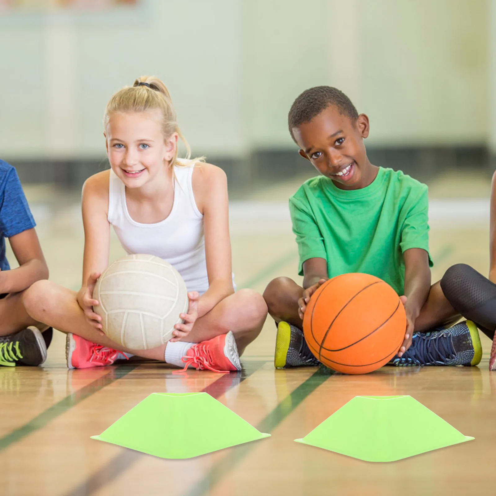 

12Pcs Soccer Training Cones Plastic Football Sports Disc Cones Agility Obstacle Sports Supplies for Kids Football Training Tool