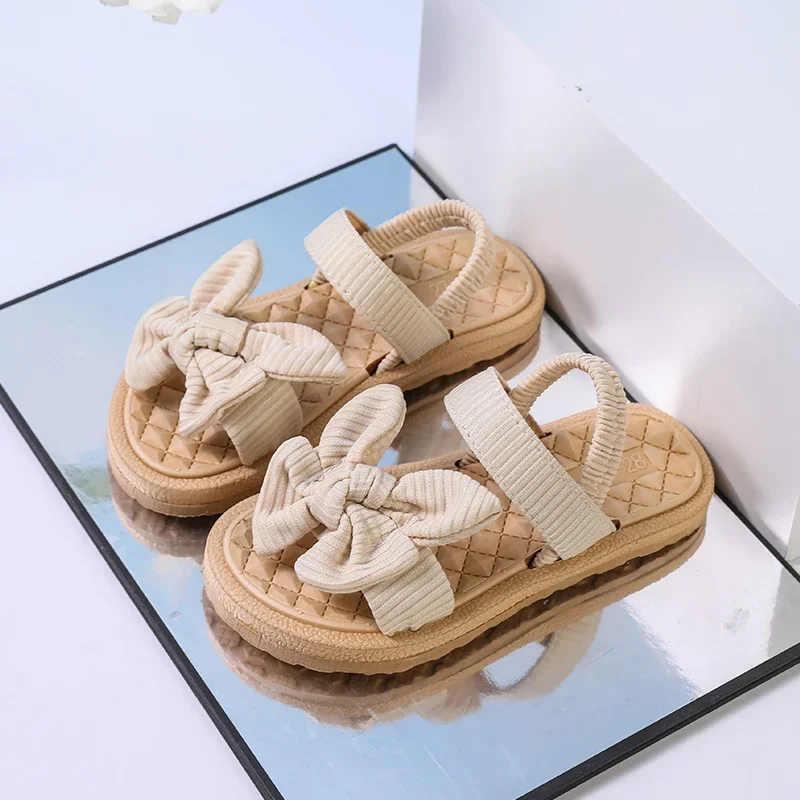 

Fashion Girls Beach Sandals Trend Summer Girls Children's Open-toe Princess Slippers Non-slip Simple Kids Flat Sandals Versatile