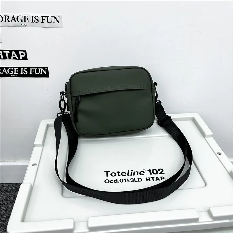Trendy Sports Phone Bag for Women, Simple Workwear Small Crossbody Bag, Casual and Versatile Single-Shoulder Backpack