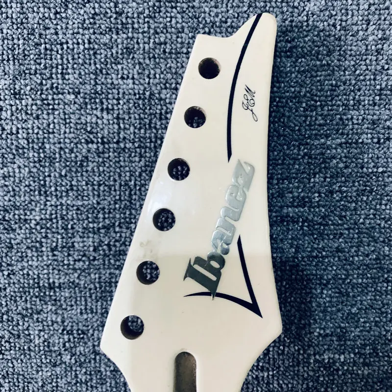 FN097 Semi Finishing 24 Frets Electric Guitar Neck Tree of Life Inlay No Frets Floyd Rose Model with Damages for DIY Replace