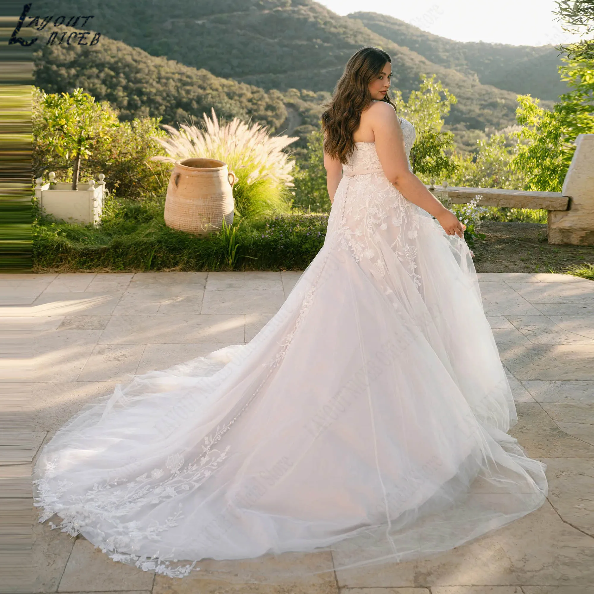 Romantic Appliques Plus Size Wedding Dress Sweetheart Sleeveless A-line Bride Gown Backless Luxury vestidos de novia Customized