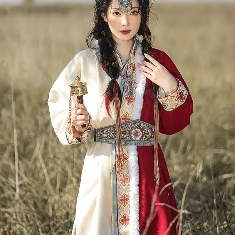 Photographic Studio New Tibetan Robe Clothing Female Yunnan Lijiang Tibet Tourism Photography Ethnic Style Travel