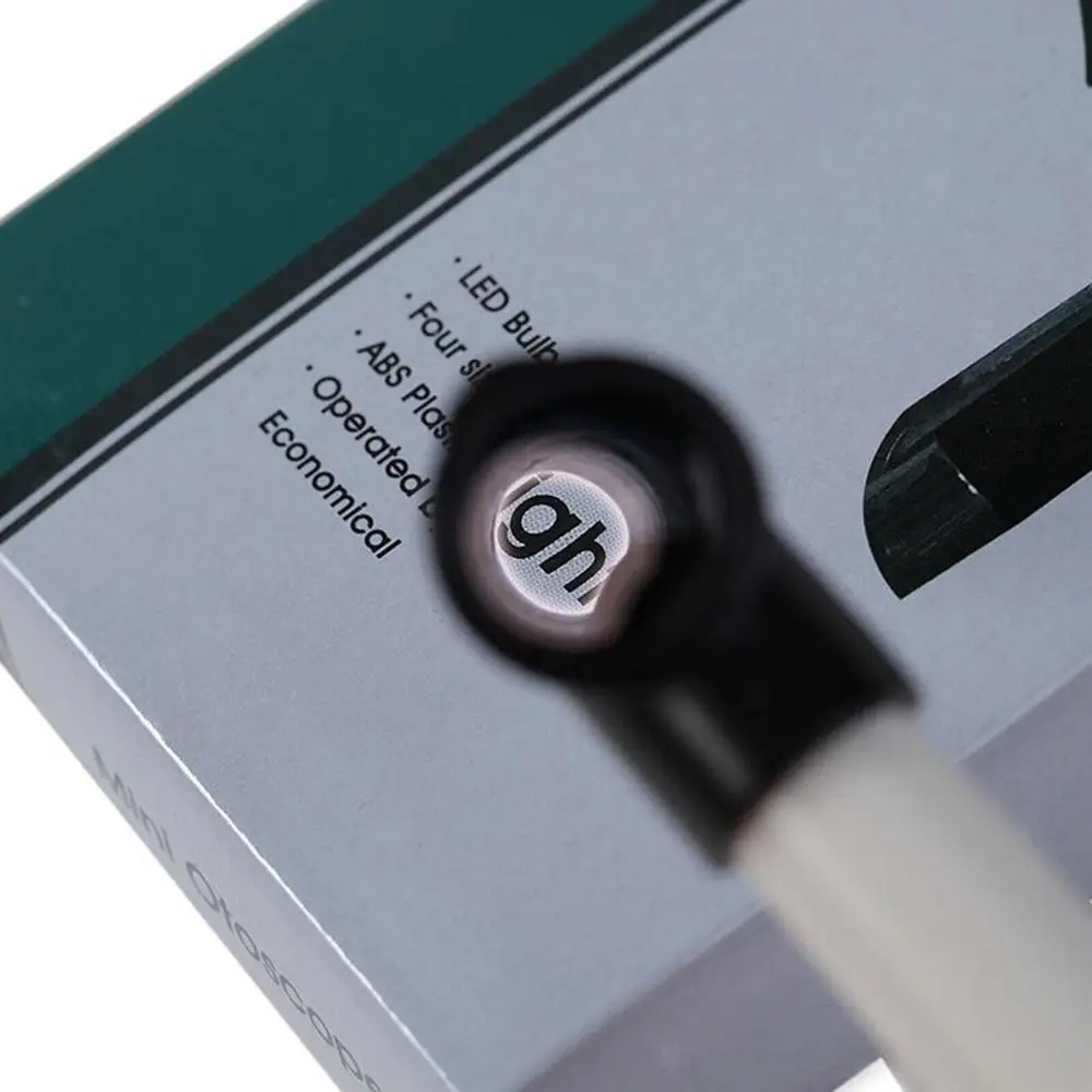 Ferramentas visuais para cuidados com os ouvidos, limpeza e exame de cera