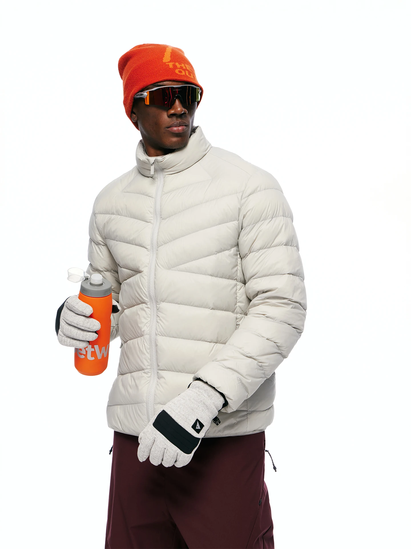 ARTANNIE Men's Lightweight down Jacket Outdoor Breathable Duck Feather Vest Winter Cold Proof Stand Collar Zipper Closure