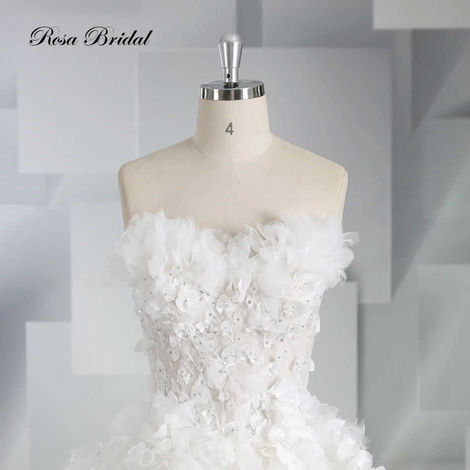 Romantic Strapless 3D Flower Lace Beaded Wedding Dress