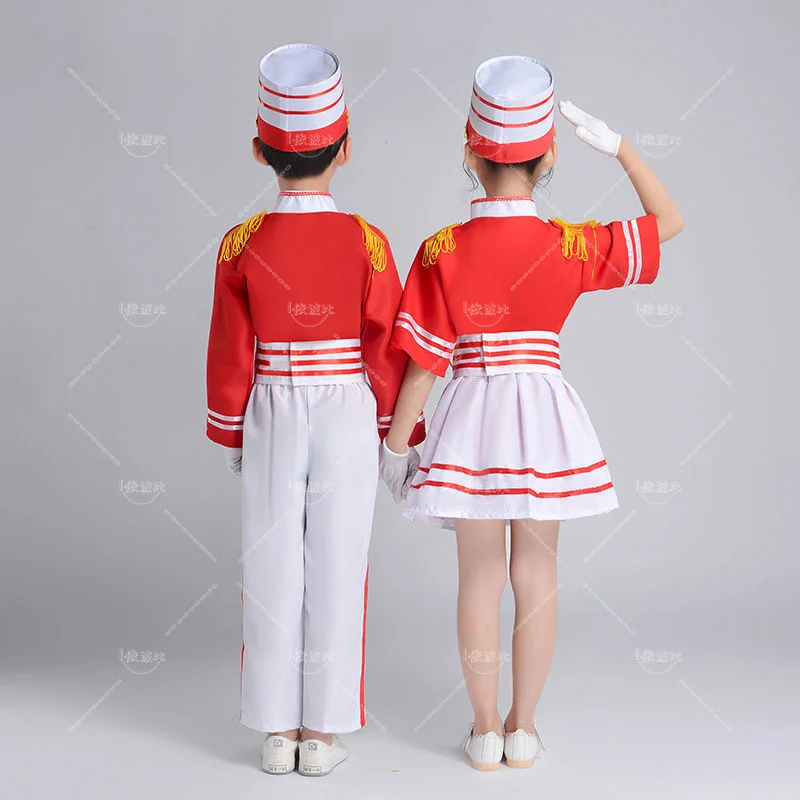 Grundschüler Flagge heben Band Performance-Kostüme Kinder Ehrengarde Schlagzeuger Kindergarten Flagge heben Uniform