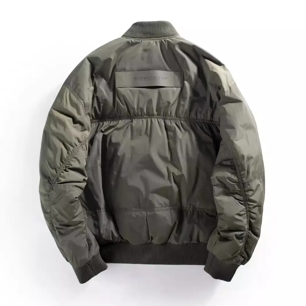 เสื้อโค้ทผู้ชายสไตล์วินเทจญี่ปุ่น แฟชั่นใหม่ สีพื้น เรียบง่าย สบายๆ ทันสมัย ทรงหลวม ซิป คอโอ ผ้าควิลท์ เสื้อคลุมผู้ชาย