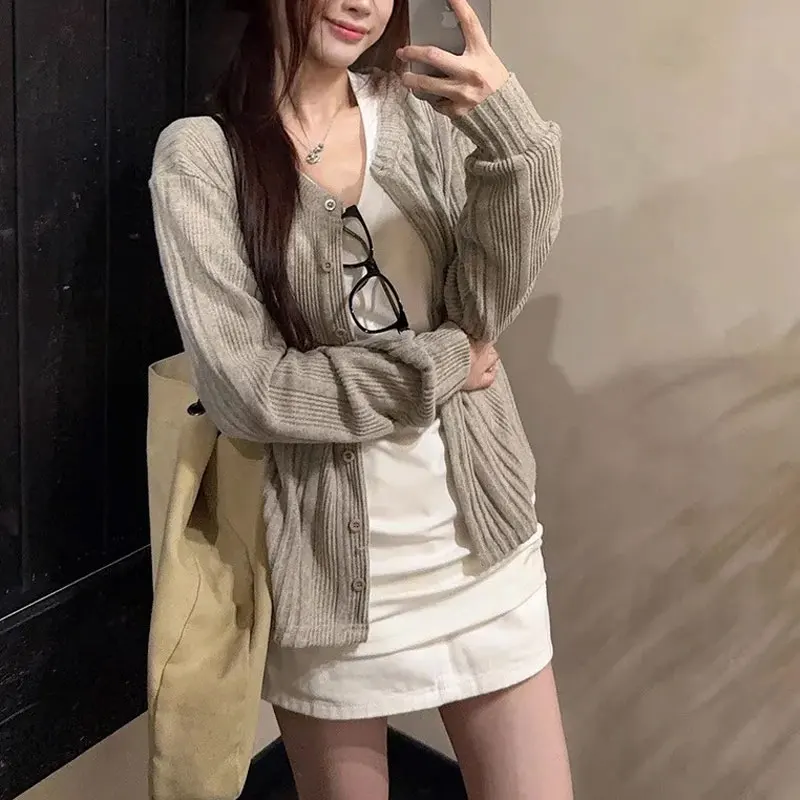 Basic Korean Solid Color Knitted Cardigan Autumn New Casual V-Neck Women's Clothing Long Sleeve Vintage Single-breasted Sweaters 4
