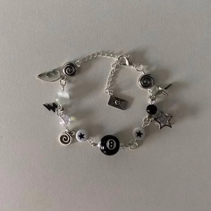 Fashionable 8-ball vortex wing bead bracelet Y2K handmade creative bracelet as a gift for her