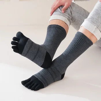 1/5 Pairs Man 5 Finger Socks Long Compression Sweat-Absorbing Fitness Marathon Hiking Outdoor Basketball Calf Toe Sport Socks 2 1/5 Pairs Man 5 Finger Socks Long Compression Sweat-Absorbing Fitness Marathon Hiking Outdoor Basketball Calf Toe Sport Socks 2