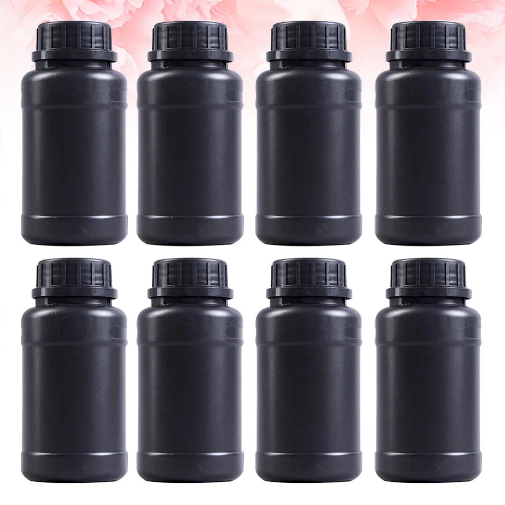 8 шт. черных пластиковых контейнеров из HDPE, устойчивых к кислотам и щелочам, для жидких удобрений и агрохимикатов.