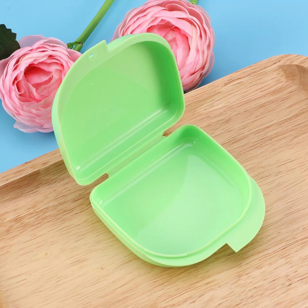 

5 Pcs Ventilated Retainer Box Strong Plastic Denture Storage Container Closure For Mouth Guard