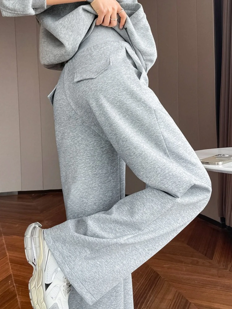 กางเกงวอร์มผู้หญิงทรงตรงเอวสูงสีเทาแบบมีเชือกผูก รุ่นใหม่ประจำฤดูใบไม้ร่วงปี 2025 ดีไซน์เรียบง่าย สวมใส่ได้หลากหลาย สไตล์ลำลอง สีดำ