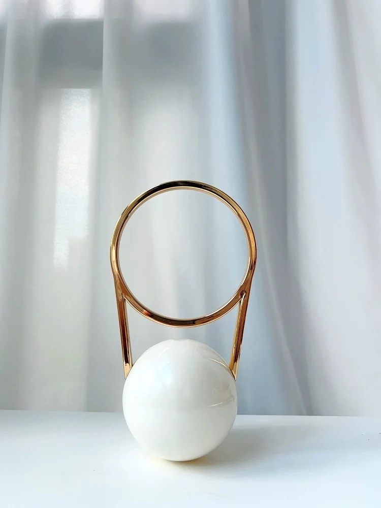 Nuevo bolso de mano de bola redonda a la moda para mujer, bolso de bolos de diseñador de lujo, bolso de axila de pvc, Mini bolso de mano de noche para fiesta