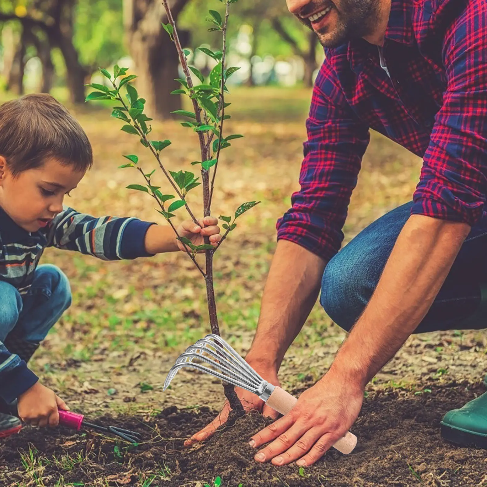 

Stainless Steel Heavy Duty Garden Cultivator Handheld Tool Wooden Handle Soil Loosening Aerating Weeding Beach Combing Small