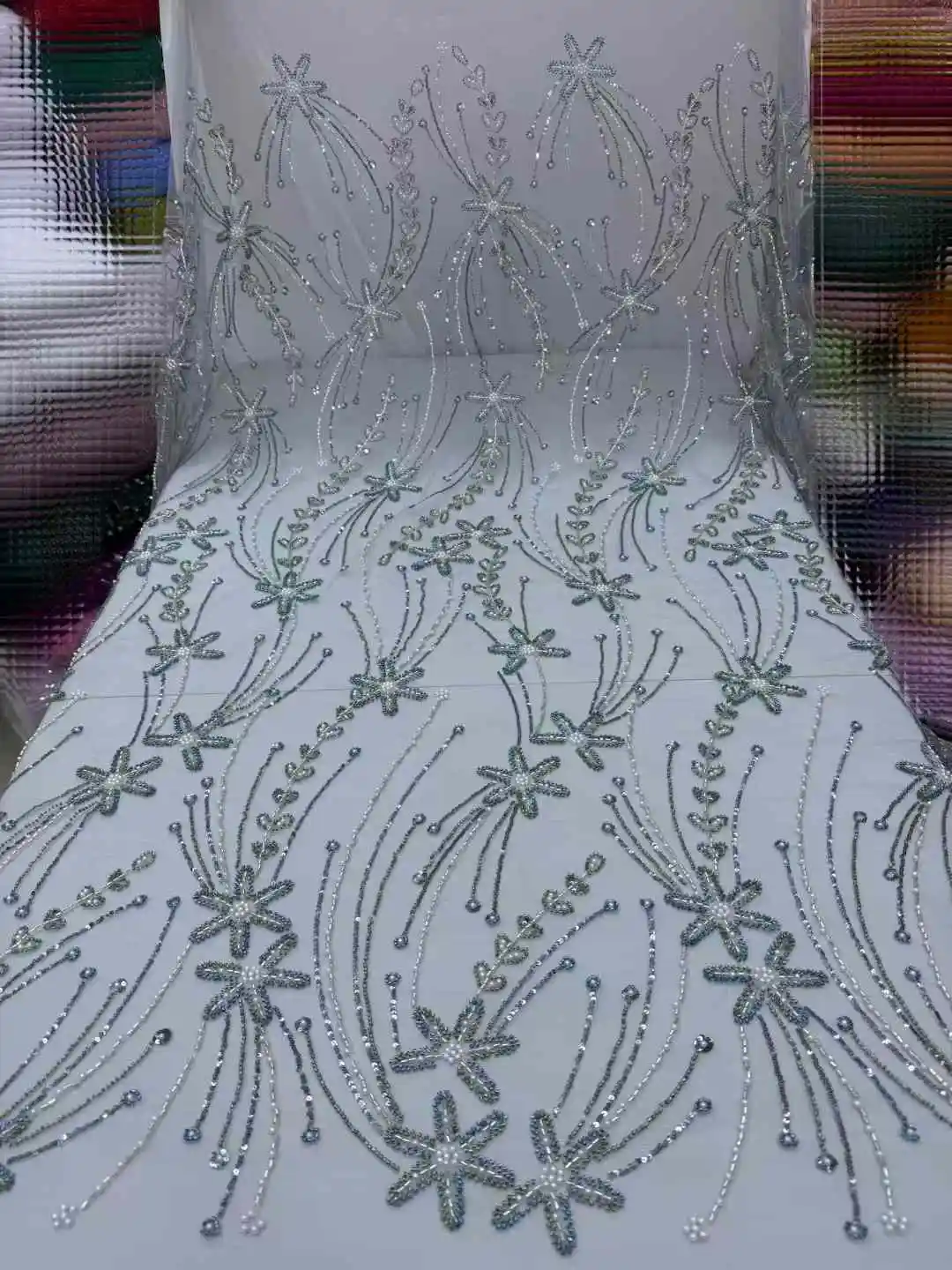 Lo último en tela de encaje de lentejuelas africanas 2024, tela de malla con cuentas bordadas de encaje de alta calidad, 5 yardas para vestido de fiesta de boda